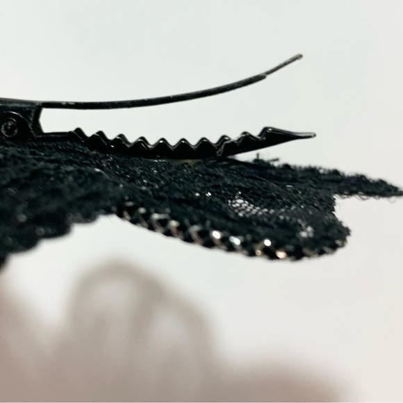 Vintage Black Flower Barrette Applique Mesh Sequins Squeeze Clip - Picture 3 of 3